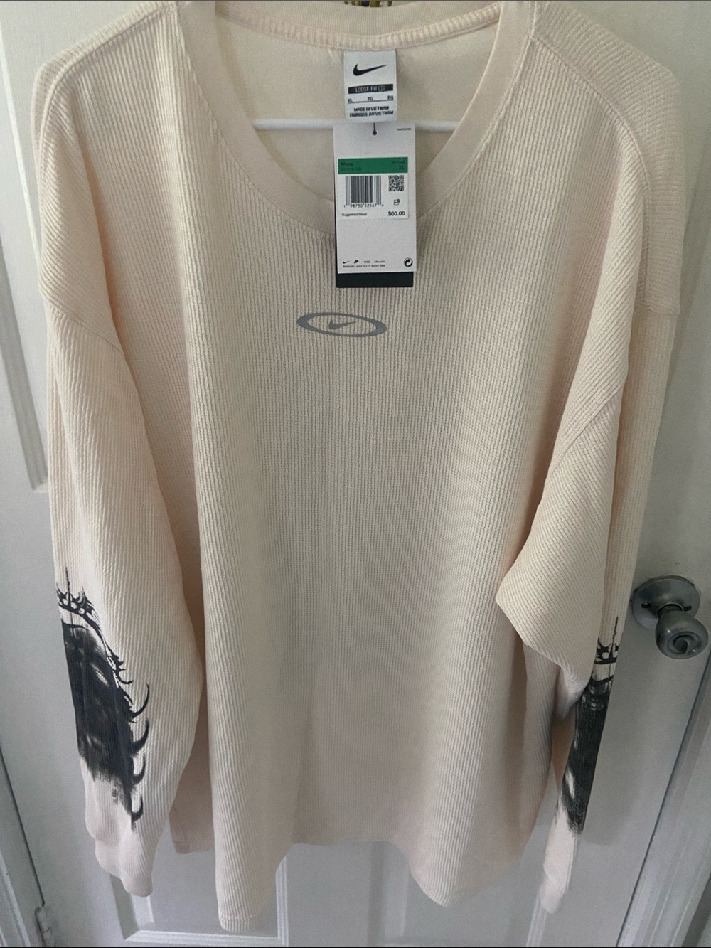 Nike Cream Ribbed Long-Sleeve Tee with Black Sleeve Graphics